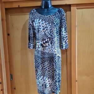 Roulette Size Large Elegant Black and White Patterned Dress